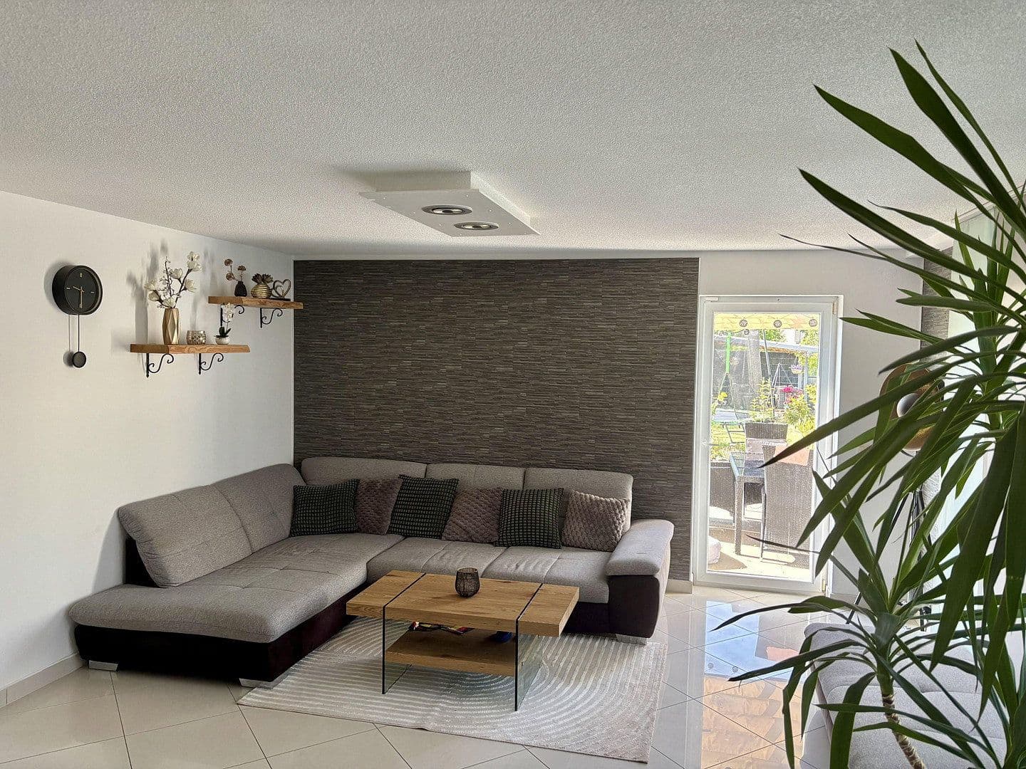 Prodej domu 142 m², pozemek 563 m², Niederzier, Severní Porýní-Vestfálsko Prodej domu 142 m², pozemek 563 m², Niederzier, Severní Porýní-Vestfálsko