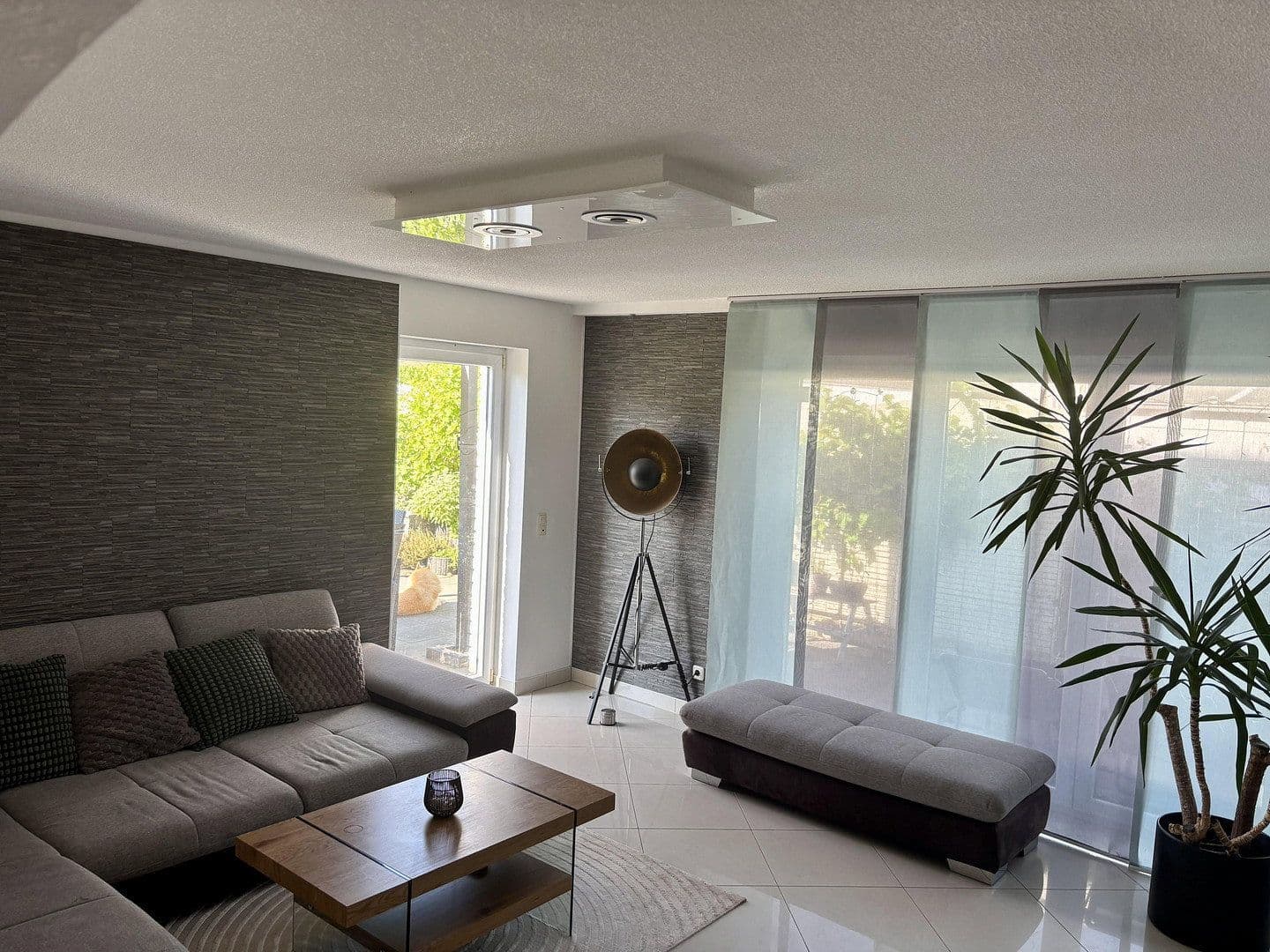 Prodej domu 142 m², pozemek 563 m², Niederzier, Severní Porýní-Vestfálsko Prodej domu 142 m², pozemek 563 m², Niederzier, Severní Porýní-Vestfálsko