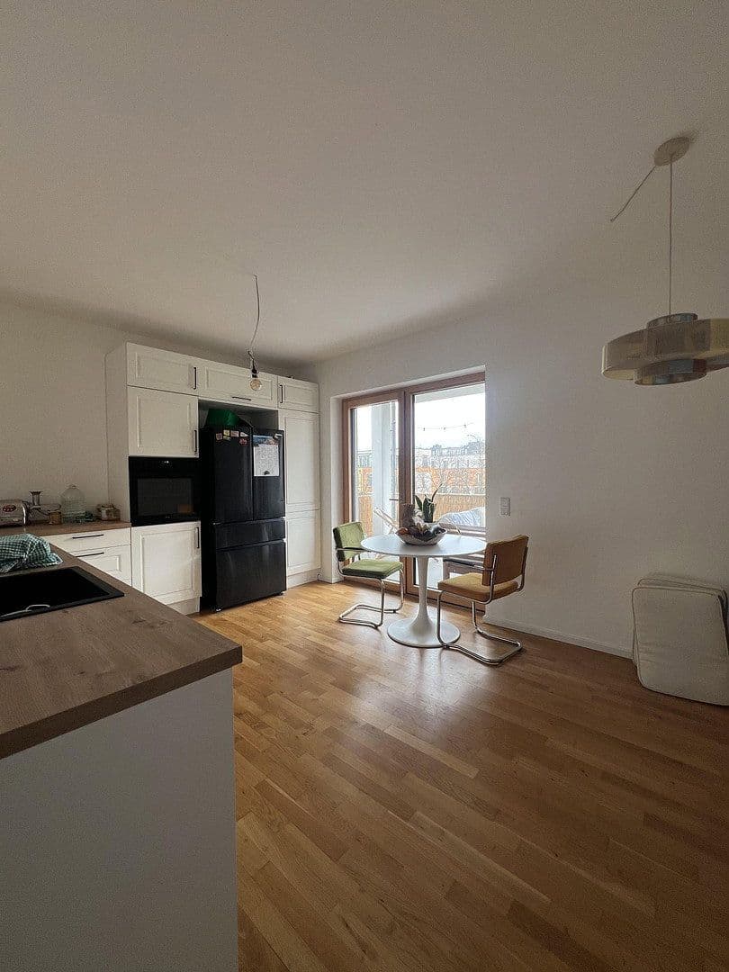Pronájem bytu 3+1 145 m², Krachtstr., Berlin, Berlín Pronájem bytu 3+1 145 m², Krachtstr., Berlin, Berlín