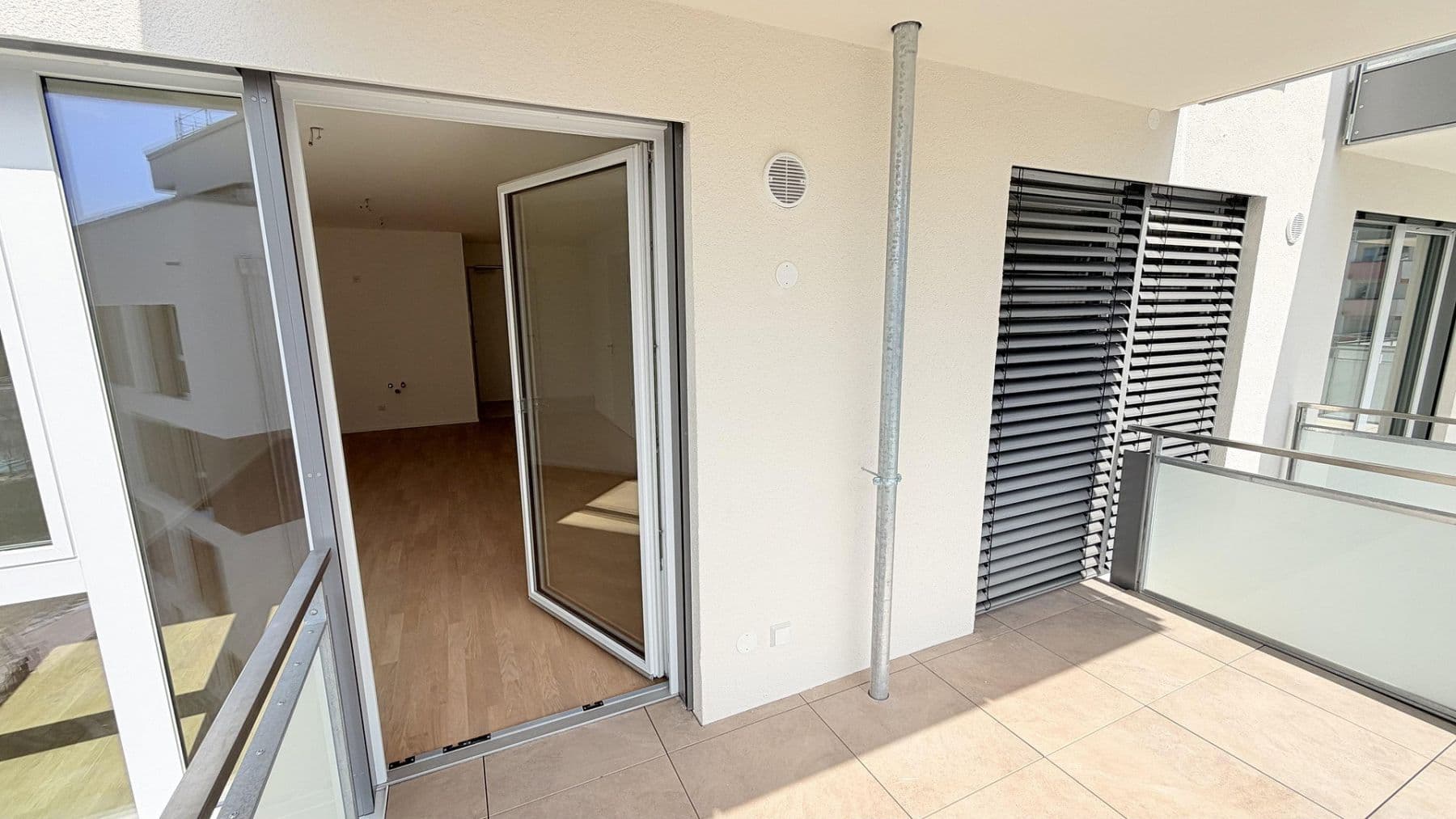 Pronájem bytu 2+1 53 m², Berchtersgadener Straße 13, Burghausen, Bavorsko Pronájem bytu 2+1 53 m², Berchtersgadener Straße 13, Burghausen, Bavorsko