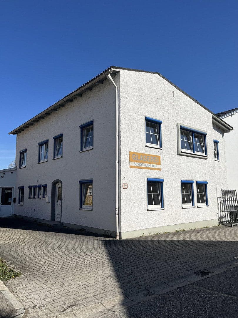 Prodej domu 245 m², pozemek 550 m², Auweg 1, Eggenfelden, Bavorsko Prodej domu 245 m², pozemek 550 m², Auweg 1, Eggenfelden, Bavorsko