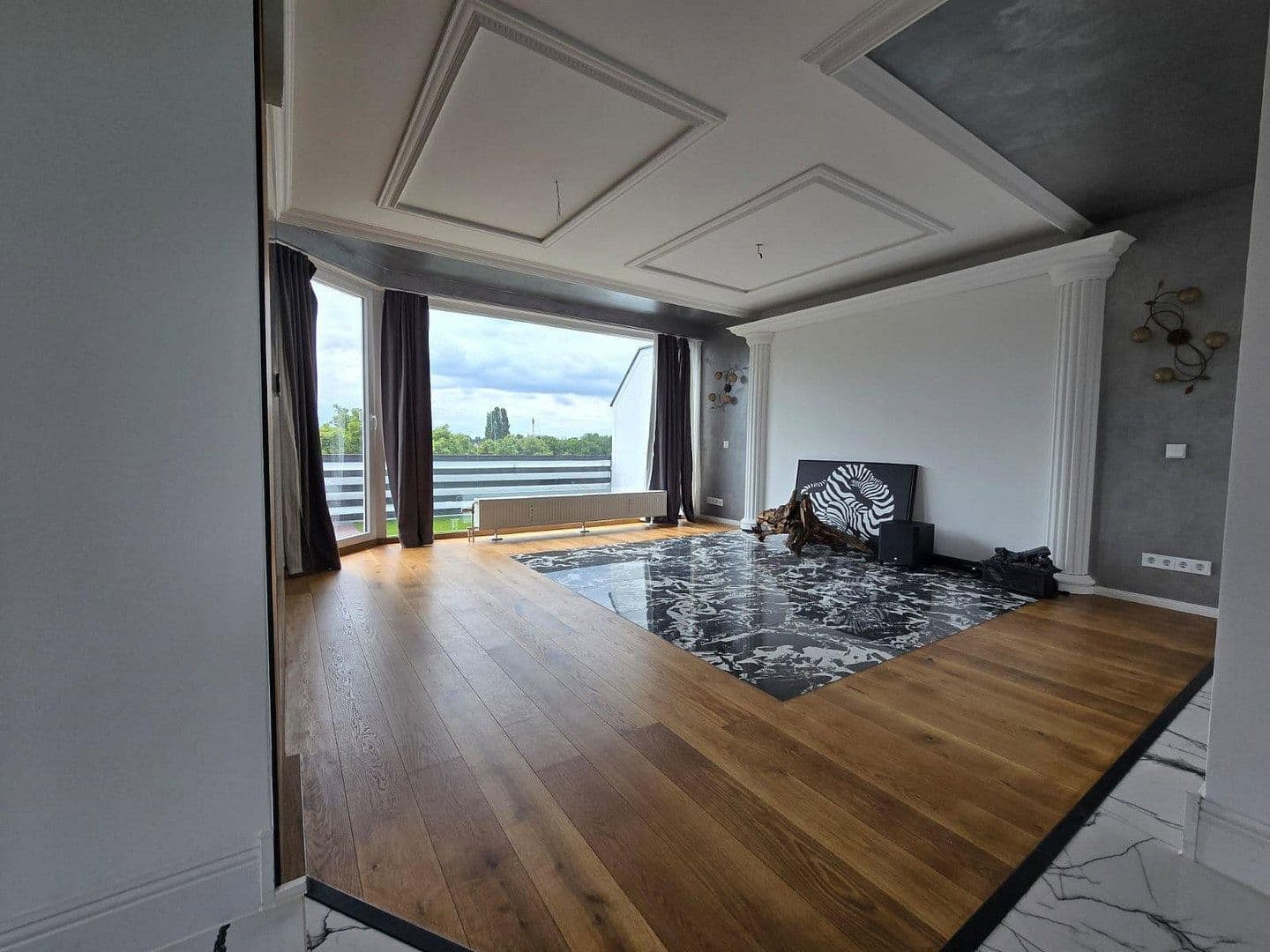 Pronájem bytu 3+1 93 m², Josef-Neuberger-Straße 26, Düsseldorf, Severní Porýní-Vestfálsko Pronájem bytu 3+1 93 m², Josef-Neuberger-Straße 26, Düsseldorf, Severní Porýní-Vestfálsko