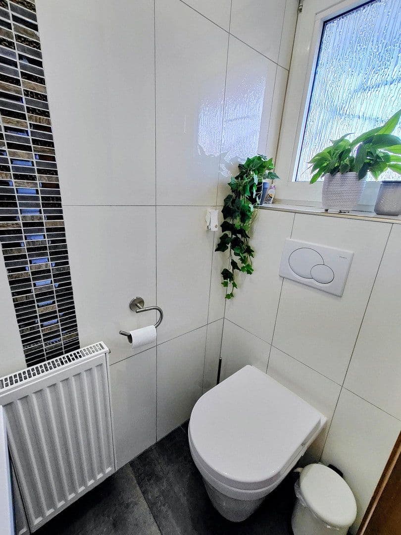 Prodej domu 160 m², pozemek 300 m², Duisburg, Severní Porýní-Vestfálsko Prodej domu 160 m², pozemek 300 m², Duisburg, Severní Porýní-Vestfálsko