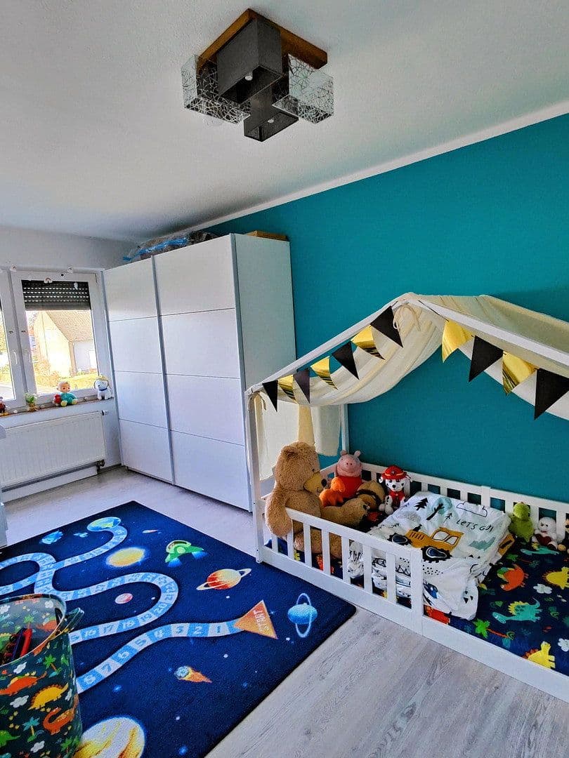 Prodej domu 160 m², pozemek 300 m², Duisburg, Severní Porýní-Vestfálsko Prodej domu 160 m², pozemek 300 m², Duisburg, Severní Porýní-Vestfálsko