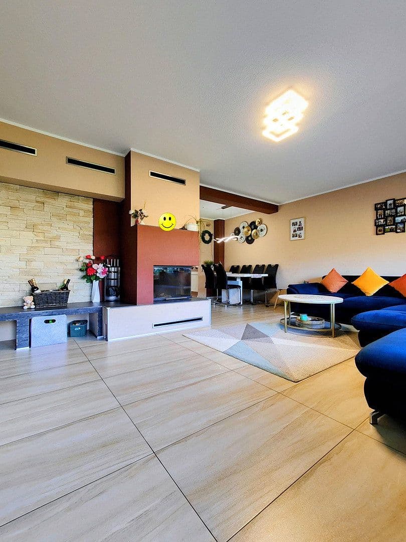 Prodej domu 160 m², pozemek 300 m², Duisburg, Severní Porýní-Vestfálsko Prodej domu 160 m², pozemek 300 m², Duisburg, Severní Porýní-Vestfálsko