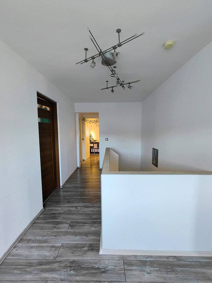 Prodej domu 160 m², pozemek 300 m², Duisburg, Severní Porýní-Vestfálsko Prodej domu 160 m², pozemek 300 m², Duisburg, Severní Porýní-Vestfálsko