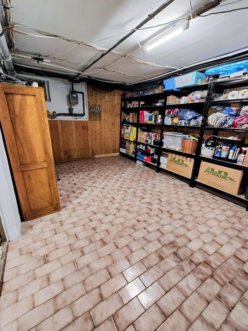 Prodej domu 160 m², pozemek 300 m², Duisburg, Severní Porýní-Vestfálsko Prodej domu 160 m², pozemek 300 m², Duisburg, Severní Porýní-Vestfálsko