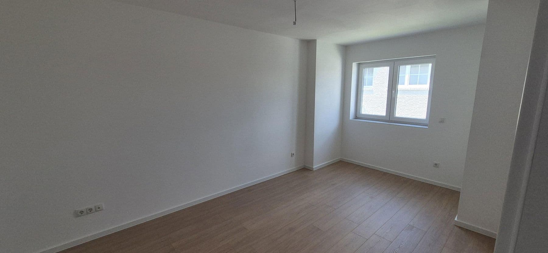 Pronájem domu 140 m², pozemek 100 m², Veckerhagenerstr. 4, Fuldatal, Hessen Pronájem domu 140 m², pozemek 100 m², Veckerhagenerstr. 4, Fuldatal, Hessen