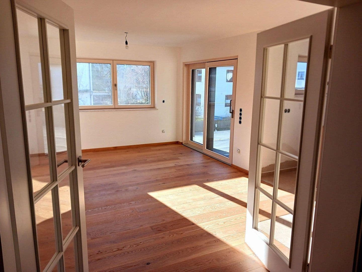 Pronájem bytu 4+kk 188 m², Enthammerstr. 7, Grafing, Bavorsko Pronájem bytu 4+kk 188 m², Enthammerstr. 7, Grafing, Bavorsko