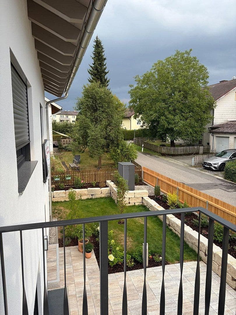 Pronájem bytu 4+kk 188 m², Enthammerstr. 7, Grafing, Bavorsko Pronájem bytu 4+kk 188 m², Enthammerstr. 7, Grafing, Bavorsko