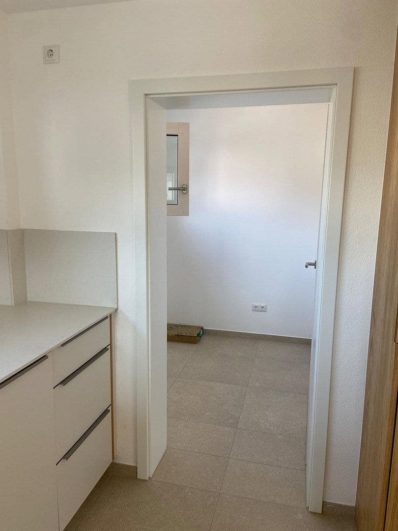 Pronájem bytu 4+kk 188 m², Enthammerstr. 7, Grafing, Bavorsko Pronájem bytu 4+kk 188 m², Enthammerstr. 7, Grafing, Bavorsko