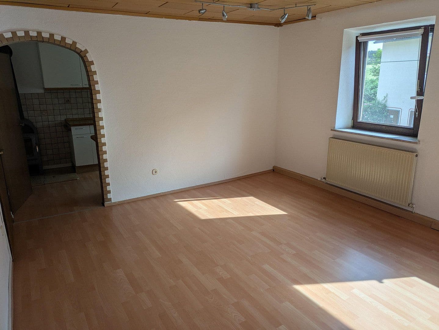 Pronájem bytu 4+1 100 m², Markt Erlbach, Bavorsko Pronájem bytu 4+1 100 m², Markt Erlbach, Bavorsko
