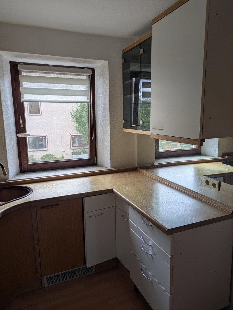 Pronájem bytu 4+1 100 m², Markt Erlbach, Bavorsko Pronájem bytu 4+1 100 m², Markt Erlbach, Bavorsko