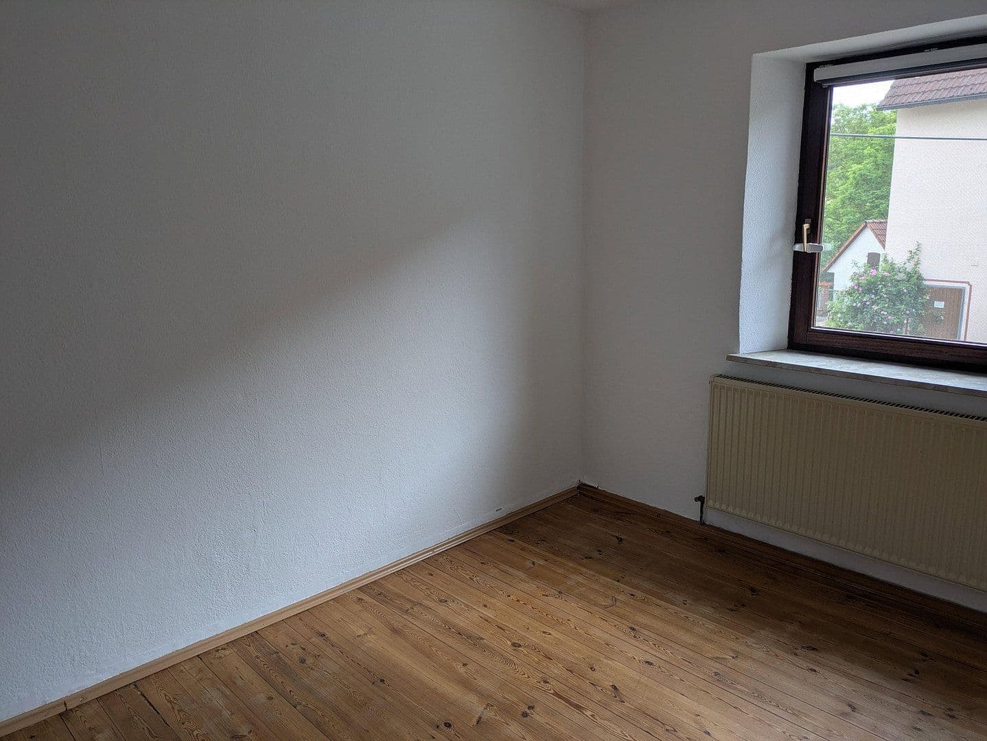 Pronájem bytu 4+1 100 m², Markt Erlbach, Bavorsko Pronájem bytu 4+1 100 m², Markt Erlbach, Bavorsko
