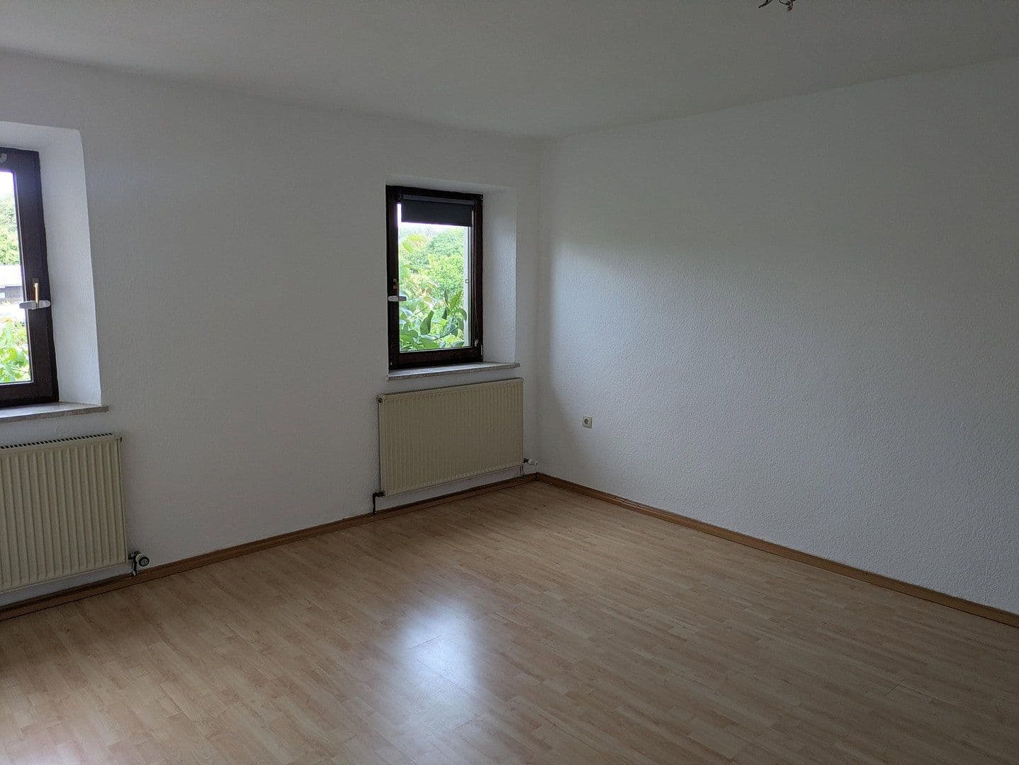 Pronájem bytu 4+1 100 m², Markt Erlbach, Bavorsko Pronájem bytu 4+1 100 m², Markt Erlbach, Bavorsko