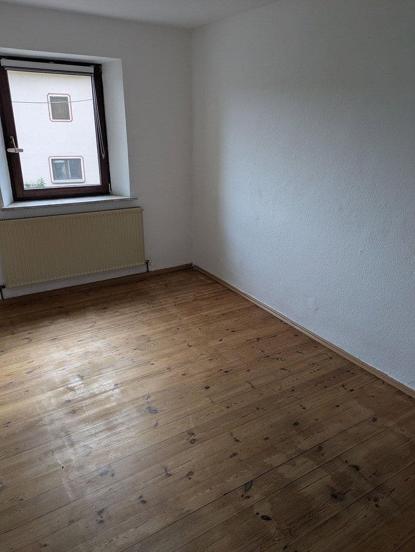 Pronájem bytu 4+1 100 m², Markt Erlbach, Bavorsko Pronájem bytu 4+1 100 m², Markt Erlbach, Bavorsko
