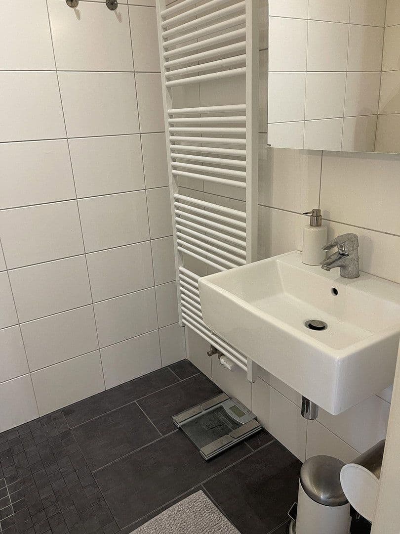 Pronájem bytu 2+1 60 m², Berlinerstr. 96, Potsdam, Braniborsko Pronájem bytu 2+1 60 m², Berlinerstr. 96, Potsdam, Braniborsko