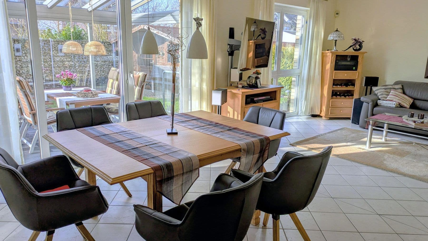 Prodej domu 157 m², pozemek 250 m², Langenfeld (Rheinland), Severní Porýní-Vestfálsko Prodej domu 157 m², pozemek 250 m², Langenfeld (Rheinland), Severní Porýní-Vestfálsko