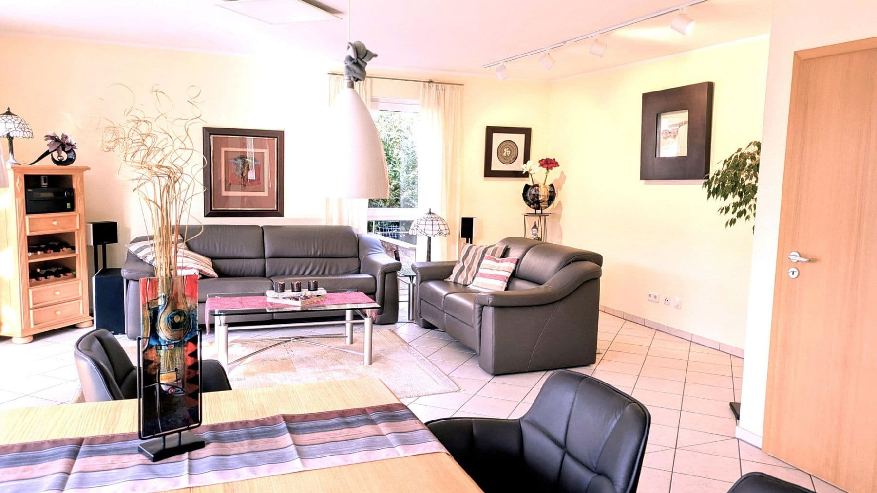Prodej domu 157 m², pozemek 250 m², Langenfeld (Rheinland), Severní Porýní-Vestfálsko Prodej domu 157 m², pozemek 250 m², Langenfeld (Rheinland), Severní Porýní-Vestfálsko