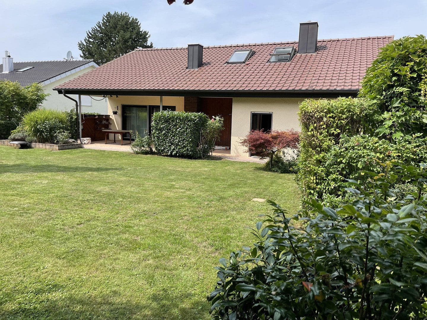 Prodej domu 186 m², pozemek 915 m², Abstatt, Bádensko-Württembersko Prodej domu 186 m², pozemek 915 m², Abstatt, Bádensko-Württembersko