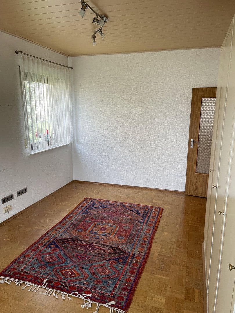 Prodej domu 186 m², pozemek 915 m², Abstatt, Bádensko-Württembersko Prodej domu 186 m², pozemek 915 m², Abstatt, Bádensko-Württembersko