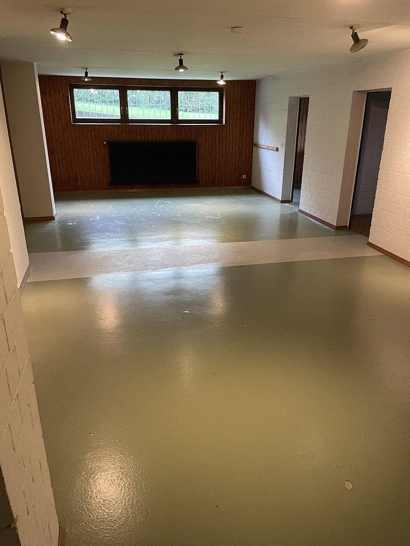 Prodej domu 186 m², pozemek 915 m², Abstatt, Bádensko-Württembersko Prodej domu 186 m², pozemek 915 m², Abstatt, Bádensko-Württembersko