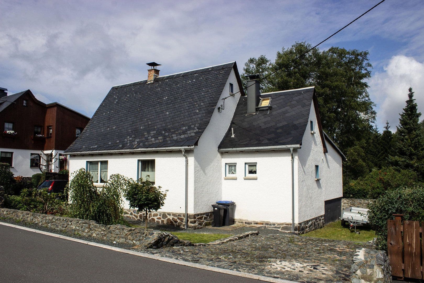 Prodej domu 110 m², pozemek 2.400 m², Muldenhammer, Sasko Prodej domu 110 m², pozemek 2.400 m², Muldenhammer, Sasko