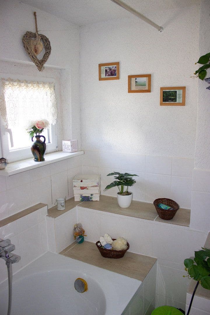 Prodej domu 110 m², pozemek 2.400 m², Muldenhammer, Sasko Prodej domu 110 m², pozemek 2.400 m², Muldenhammer, Sasko