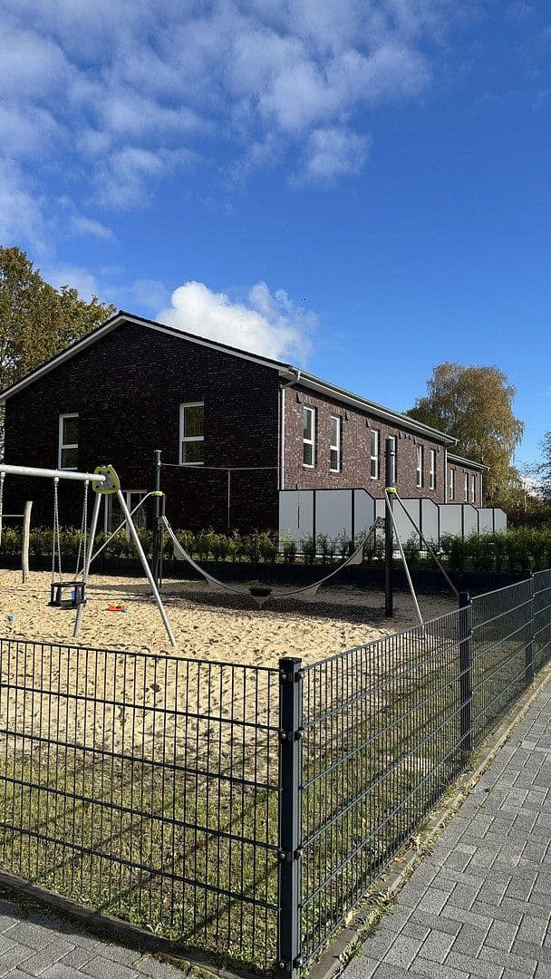 Pronájem domu 131 m², pozemek 85 m², Appelboomtwiete, 10, Alveslohe, Šlesvicko-Holštýnsko Pronájem domu 131 m², pozemek 85 m², Appelboomtwiete, 10, Alveslohe, Šlesvicko-Holštýnsko