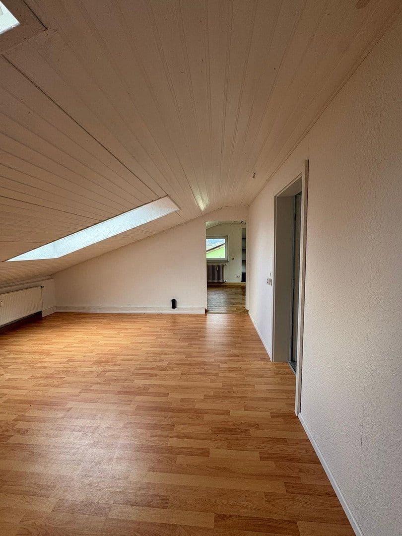 Pronájem bytu 2+kk 65 m², Birkelweg 36, Steinheim am Albuch, Bádensko-Württembersko Pronájem bytu 2+kk 65 m², Birkelweg 36, Steinheim am Albuch, Bádensko-Württembersko