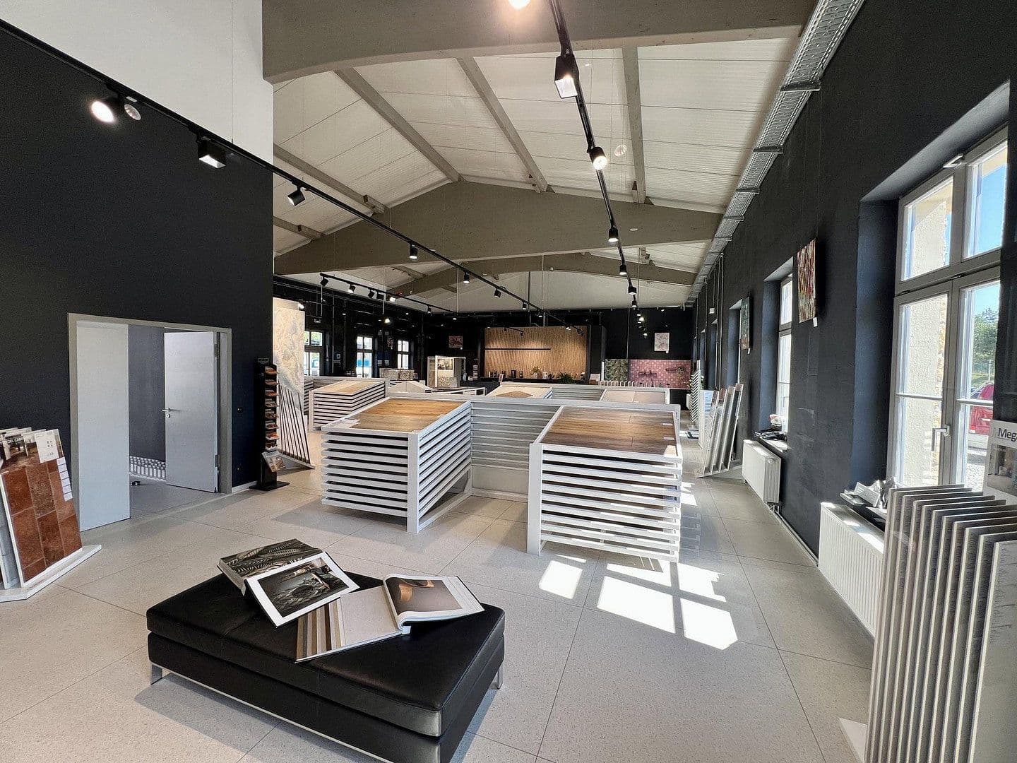 Pronájem nebytového prostoru 287 m², Königsbrücker Straße 96, Dresden, Sasko Pronájem nebytového prostoru 287 m², Königsbrücker Straße 96, Dresden, Sasko