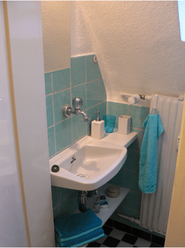 Pronájem bytu 2+1 32 m², Mannheim, Bádensko-Württembersko Pronájem bytu 2+1 32 m², Mannheim, Bádensko-Württembersko
