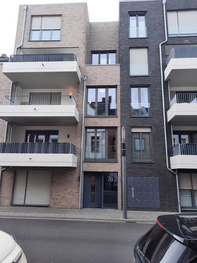 Pronájem bytu 3+1 79 m², Bahnstraße 78, Grevenbroich, Severní Porýní-Vestfálsko Pronájem bytu 3+1 79 m², Bahnstraße 78, Grevenbroich, Severní Porýní-Vestfálsko