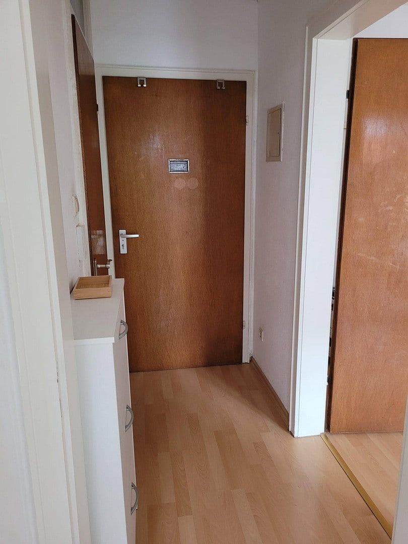 Pronájem bytu 1+1 40 m², Gellertstraße 46, Karlsruhe, Bádensko-Württembersko Pronájem bytu 1+1 40 m², Gellertstraße 46, Karlsruhe, Bádensko-Württembersko