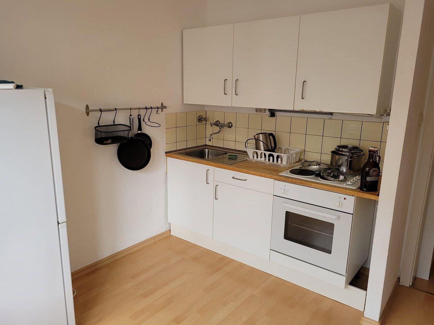 Pronájem bytu 1+1 40 m², Gellertstraße 46, Karlsruhe, Bádensko-Württembersko Pronájem bytu 1+1 40 m², Gellertstraße 46, Karlsruhe, Bádensko-Württembersko