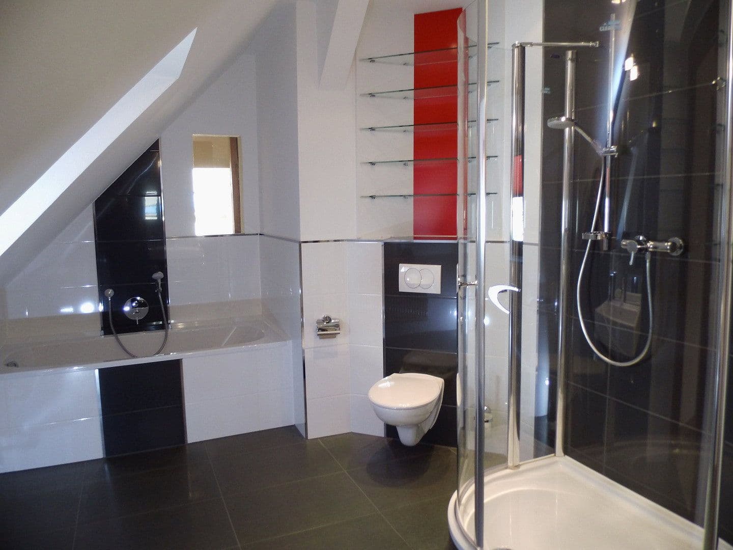 Pronájem bytu 5+1 178 m², Zhořelec, Sasko Pronájem bytu 5+1 178 m², Zhořelec, Sasko