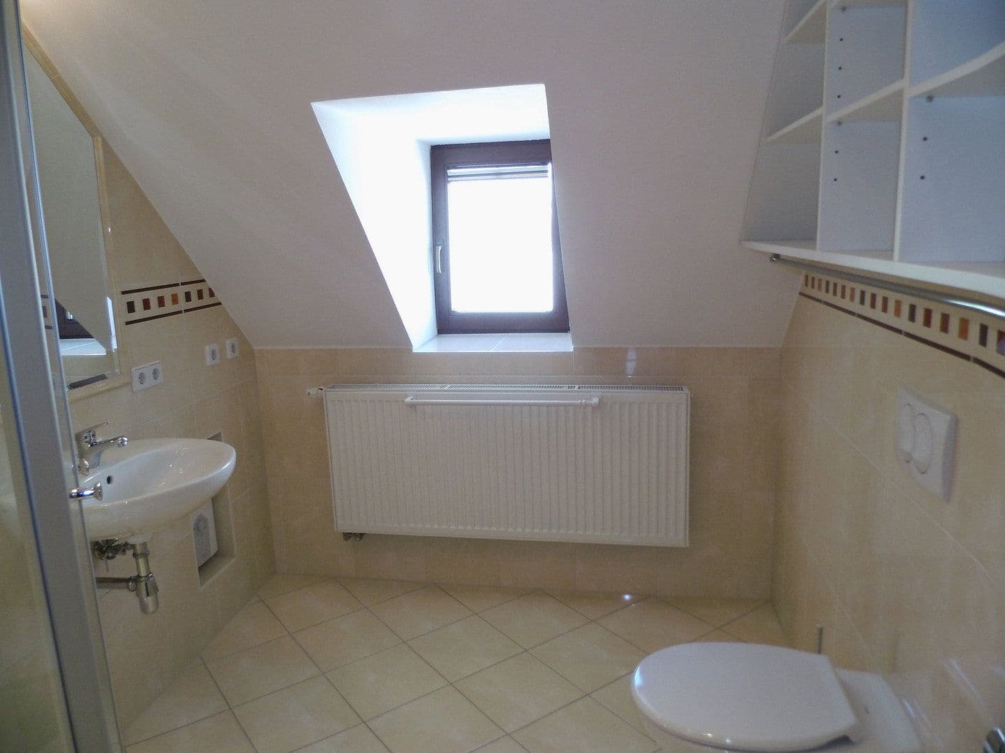 Pronájem bytu 5+1 178 m², Zhořelec, Sasko Pronájem bytu 5+1 178 m², Zhořelec, Sasko