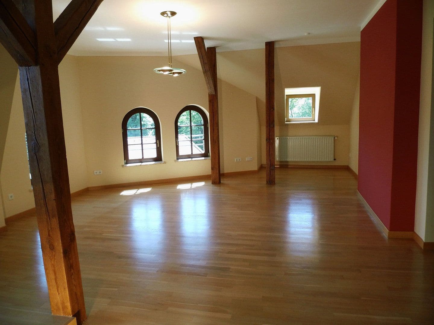 Pronájem bytu 5+1 178 m², Zhořelec, Sasko Pronájem bytu 5+1 178 m², Zhořelec, Sasko