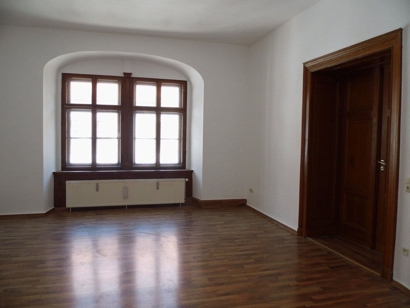 Pronájem bytu 3+1 90 m², Zhořelec, Sasko Pronájem bytu 3+1 90 m², Zhořelec, Sasko