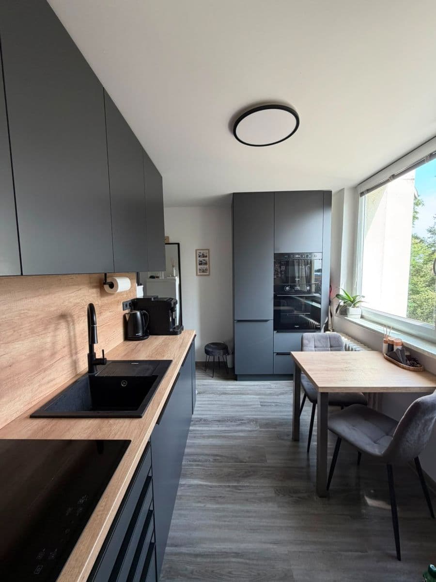 Pronájem bytu 2+1 50 m², Novosady, Holešov, Zlínský kraj Pronájem bytu 2+1 50 m², Novosady, Holešov, Zlínský kraj