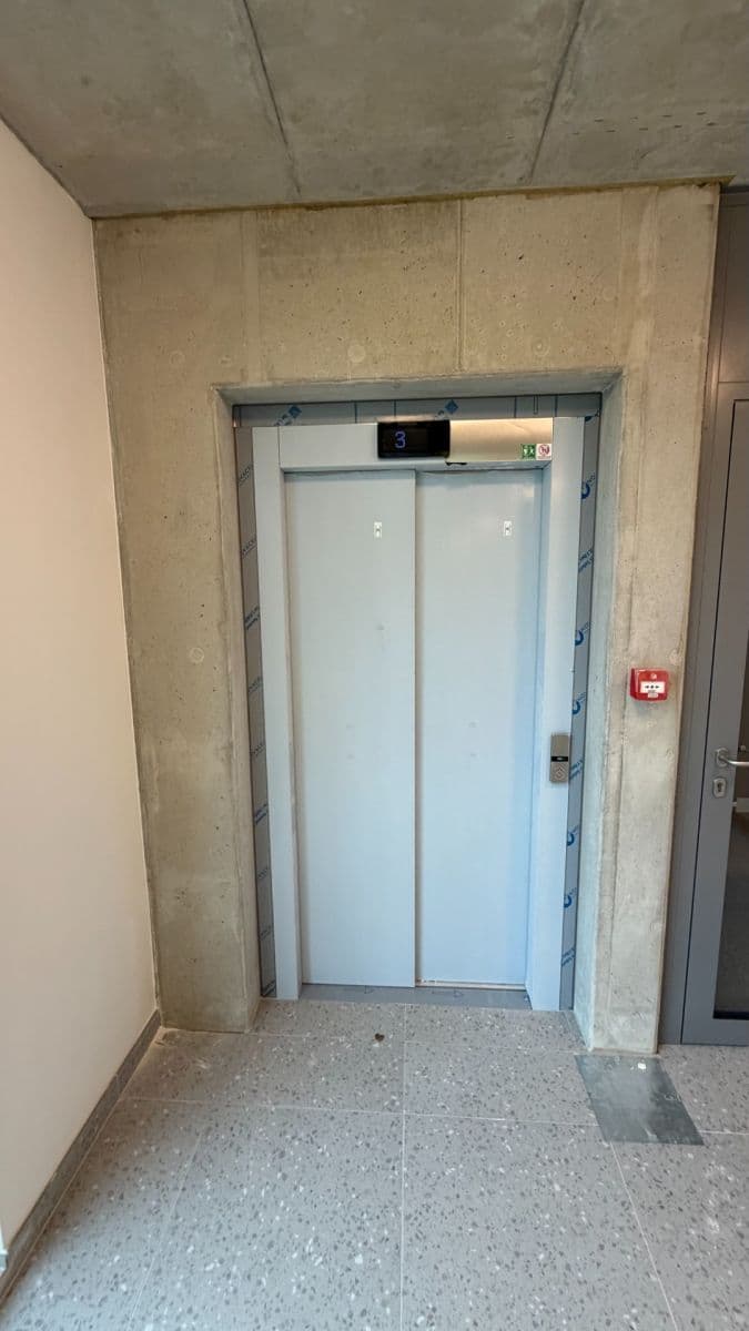 Pronájem bytu 2+kk 68 m², Brno, Jihomoravský kraj Pronájem bytu 2+kk 68 m², Brno, Jihomoravský kraj