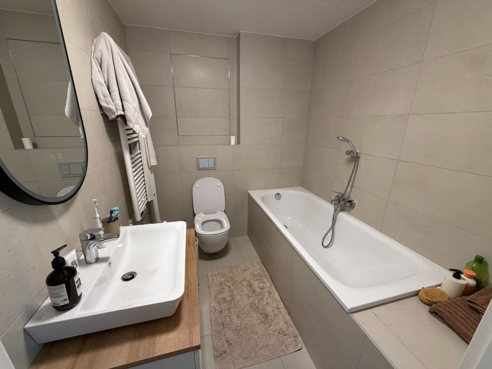 Pronájem bytu 1+kk 37 m², Šenácká, Praha, Praha Pronájem bytu 1+kk 37 m², Šenácká, Praha, Praha