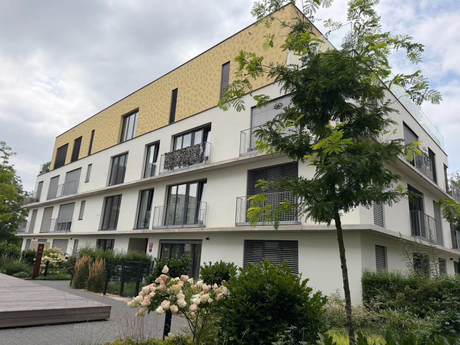 Pronájem bytu 1+kk 37 m², Šenácká, Praha, Praha Pronájem bytu 1+kk 37 m², Šenácká, Praha, Praha