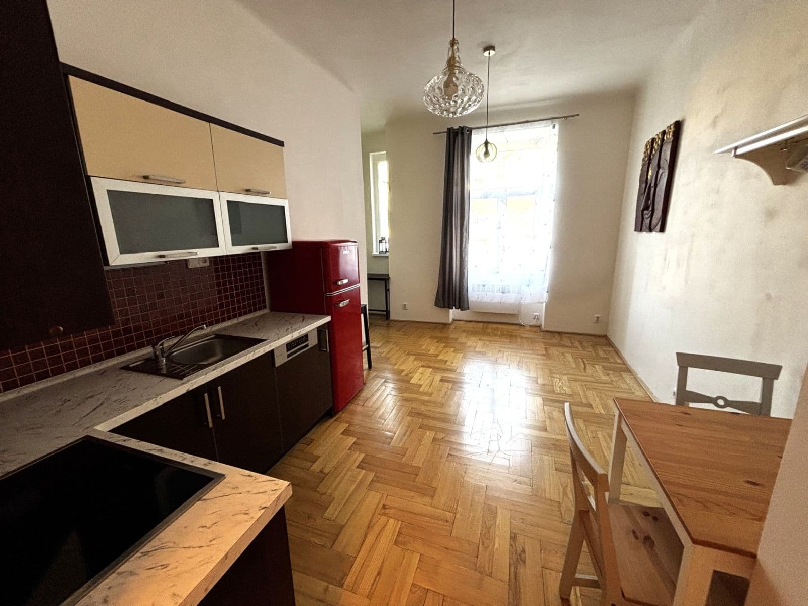 Pronájem bytu 2+kk 43 m², Tolstého, Praha, Praha Pronájem bytu 2+kk 43 m², Tolstého, Praha, Praha