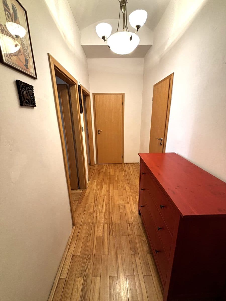 Pronájem bytu 2+kk 43 m², Tolstého, Praha, Praha Pronájem bytu 2+kk 43 m², Tolstého, Praha, Praha