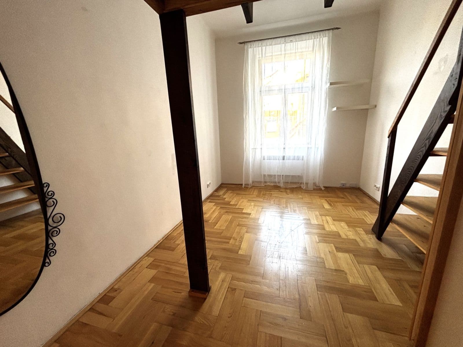 Pronájem bytu 2+kk 43 m², Tolstého, Praha, Praha Pronájem bytu 2+kk 43 m², Tolstého, Praha, Praha