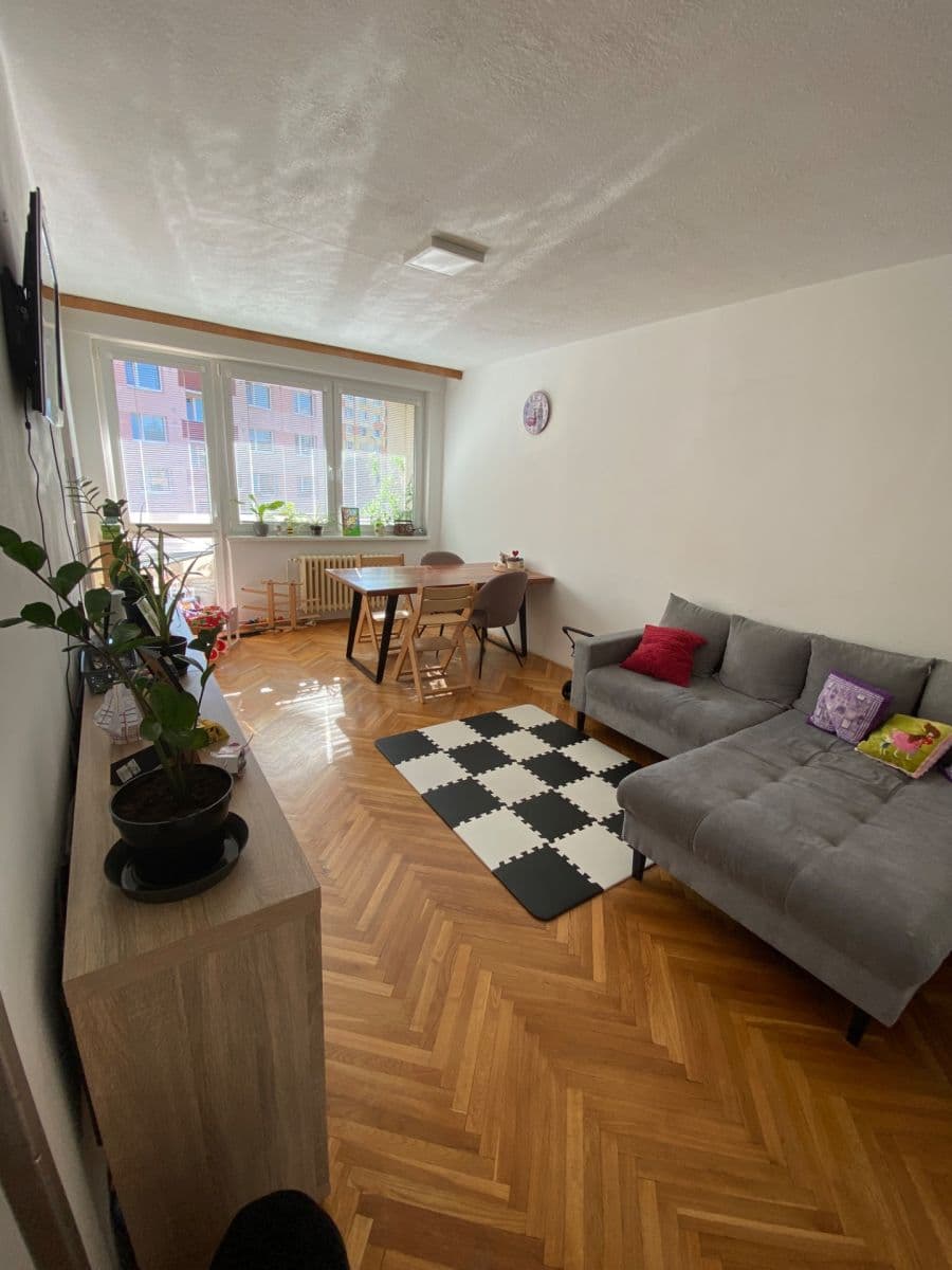 Pronájem bytu 3+1 78 m², Polní, Jihlava, Kraj Vysočina Pronájem bytu 3+1 78 m², Polní, Jihlava, Kraj Vysočina