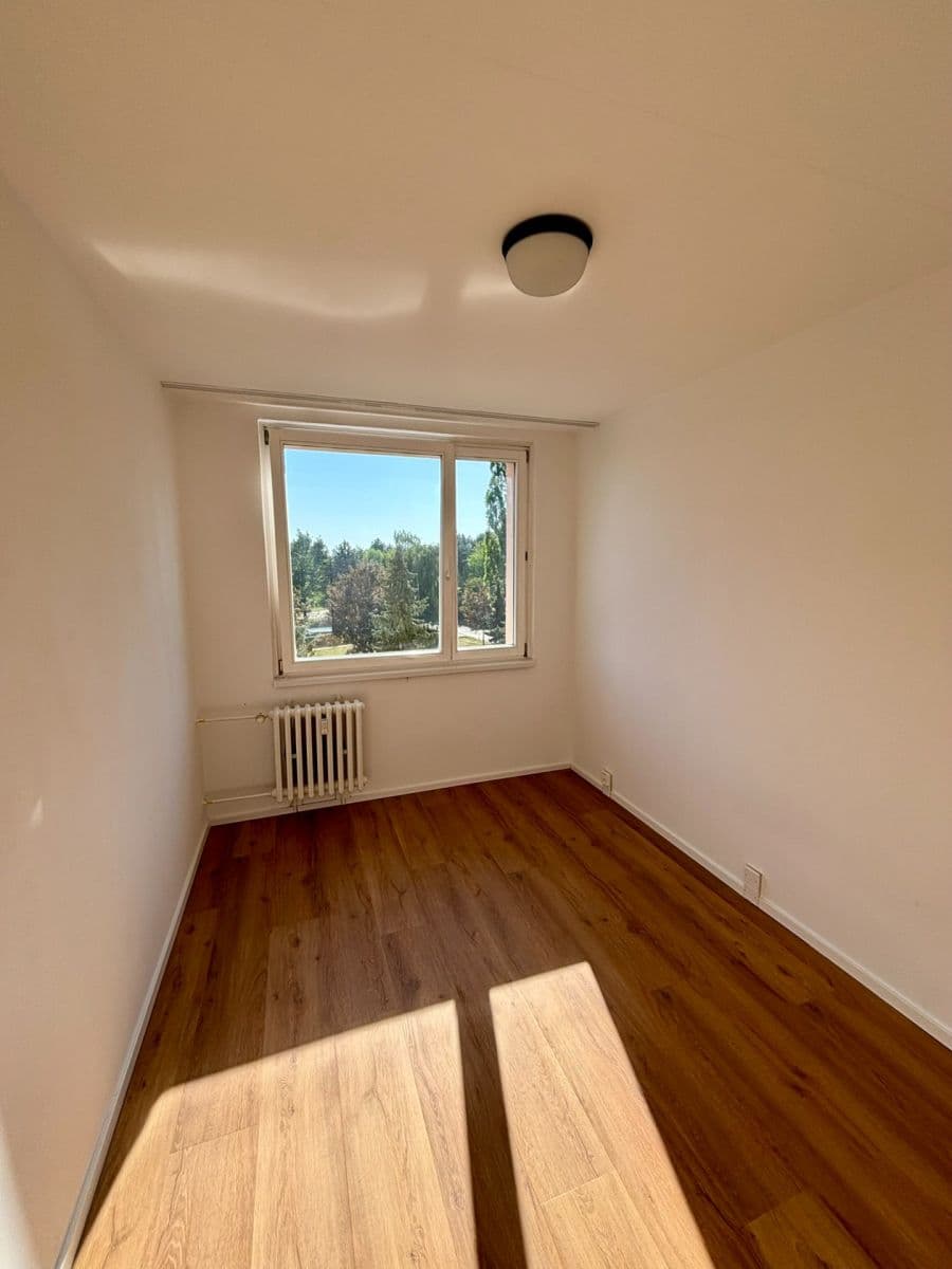 Pronájem bytu 2+kk 42 m², Ciolkovského, Praha, Praha Pronájem bytu 2+kk 42 m², Ciolkovského, Praha, Praha