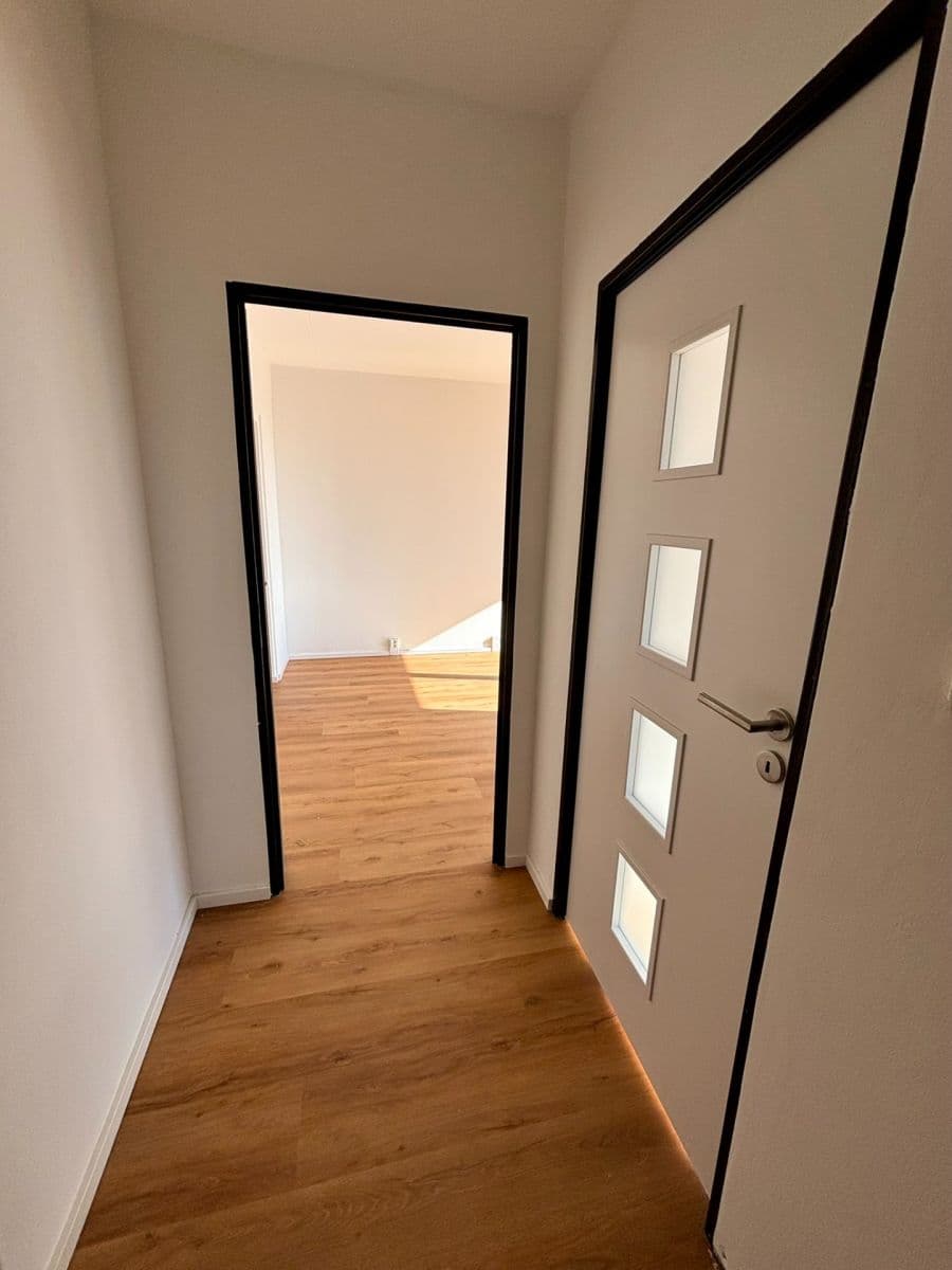 Pronájem bytu 2+kk 42 m², Ciolkovského, Praha, Praha Pronájem bytu 2+kk 42 m², Ciolkovského, Praha, Praha