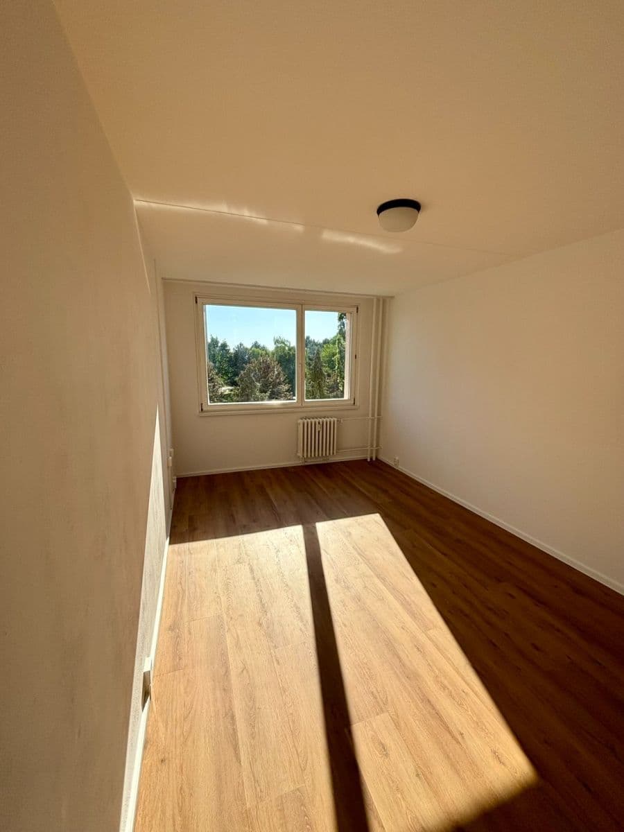 Pronájem bytu 2+kk 42 m², Ciolkovského, Praha, Praha Pronájem bytu 2+kk 42 m², Ciolkovského, Praha, Praha
